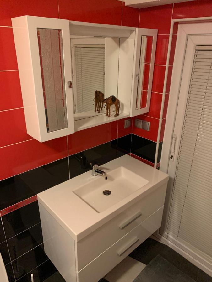 Hotel Peachy House Bezigrad à Ljubljana Extérieur photo